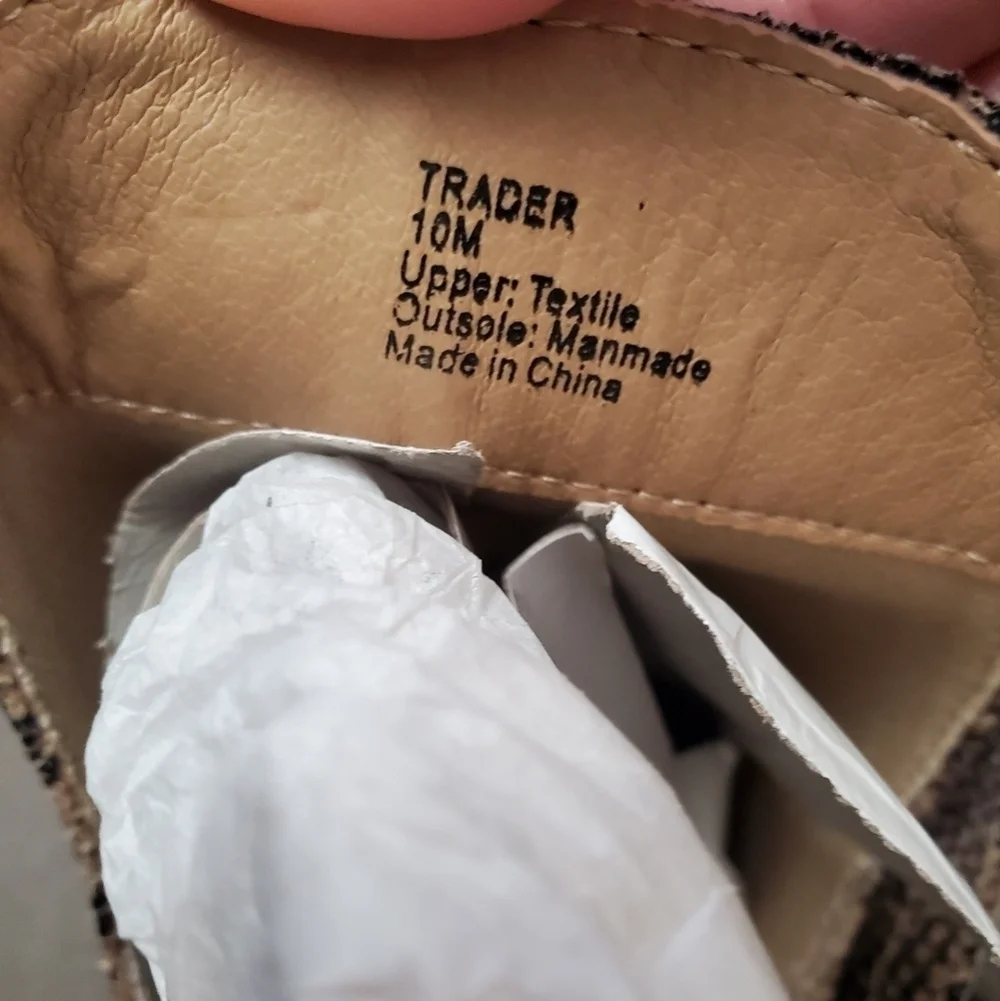 Coconuts Matisse Trader Bootie Brown Snake Size 10 M